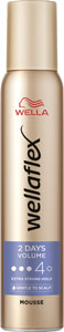 Wellaflex penové tužidlo 2nd Day Volume – extra silná fixácia, 200 ml